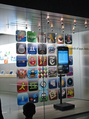 Apple sells over 3 billion Applications